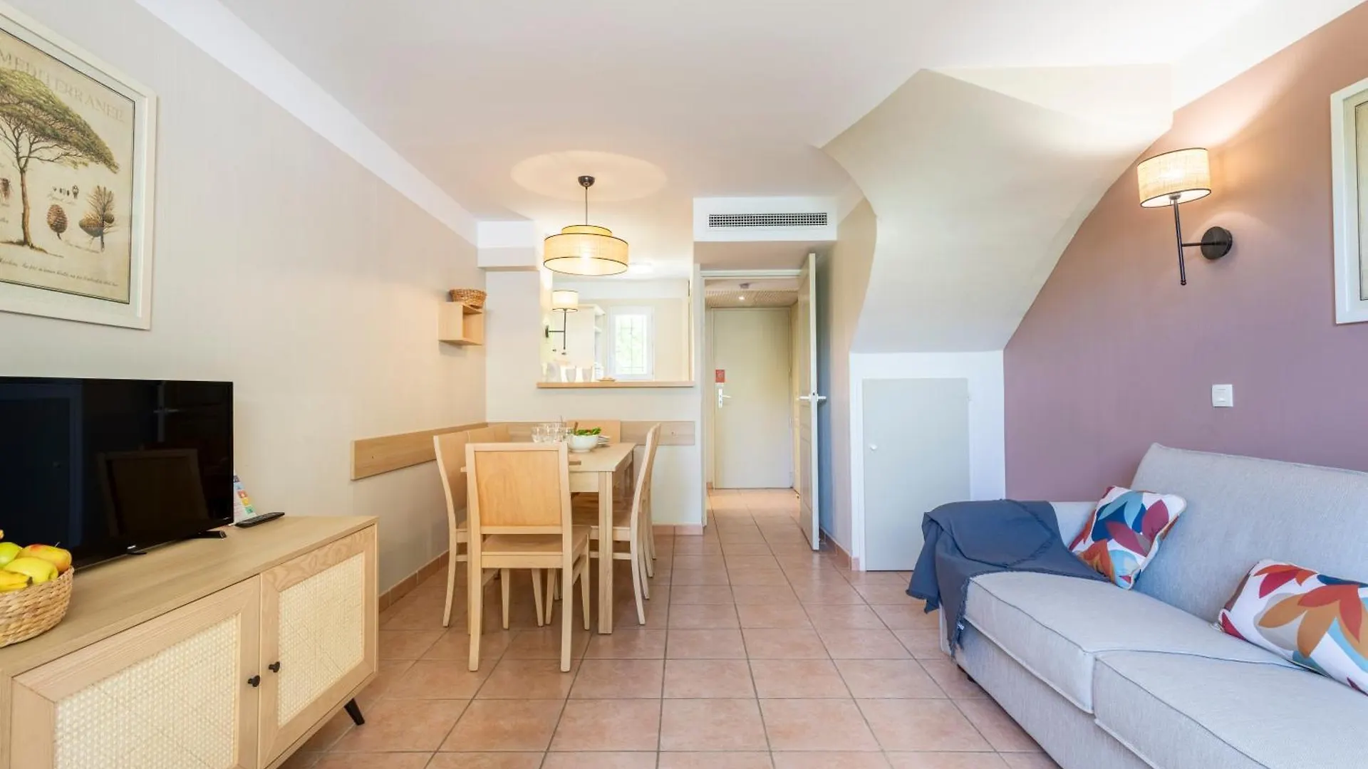*** Aparthotel Residence Pierre & Vacances Le Hameau De La Pinede Hyeres France