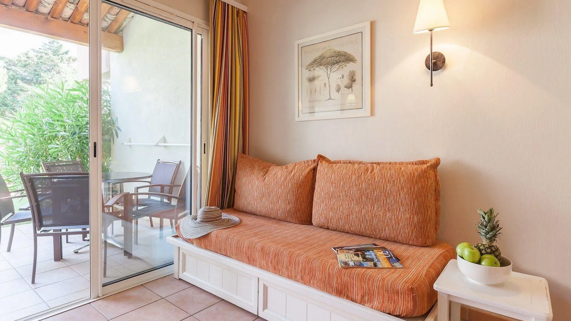 Residence Pierre & Vacances Le Hameau De La Pinede Hyeres