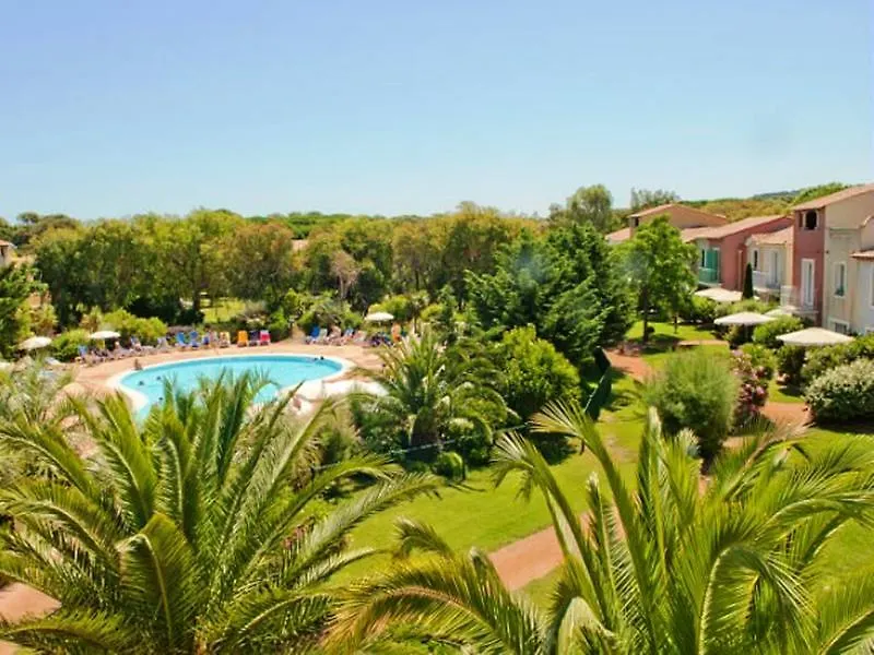 Residence Pierre & Vacances Le Hameau De La Pinede Hyeres 3*,