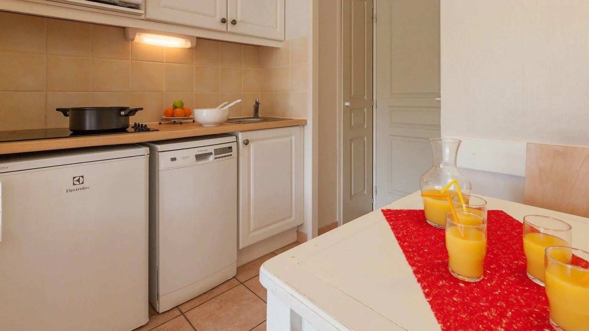 Residence Pierre & Vacances Le Hameau De La Pinede Hyeres France