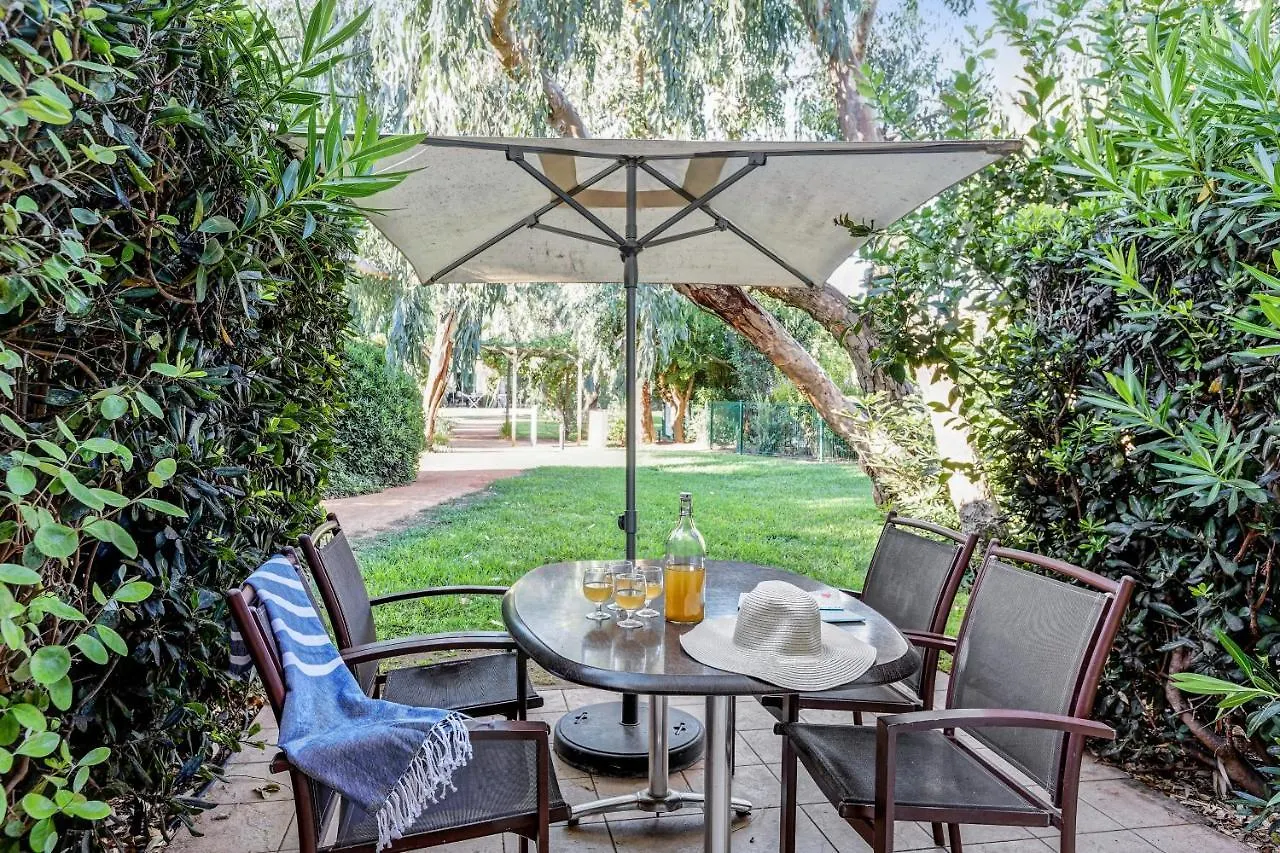 *** Aparthotel Residence Pierre & Vacances Le Hameau De La Pinede Hyeres France